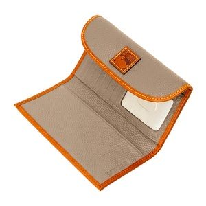 Dooney & Burke Pebble Continental Clutch Wallet in Taupe NWT